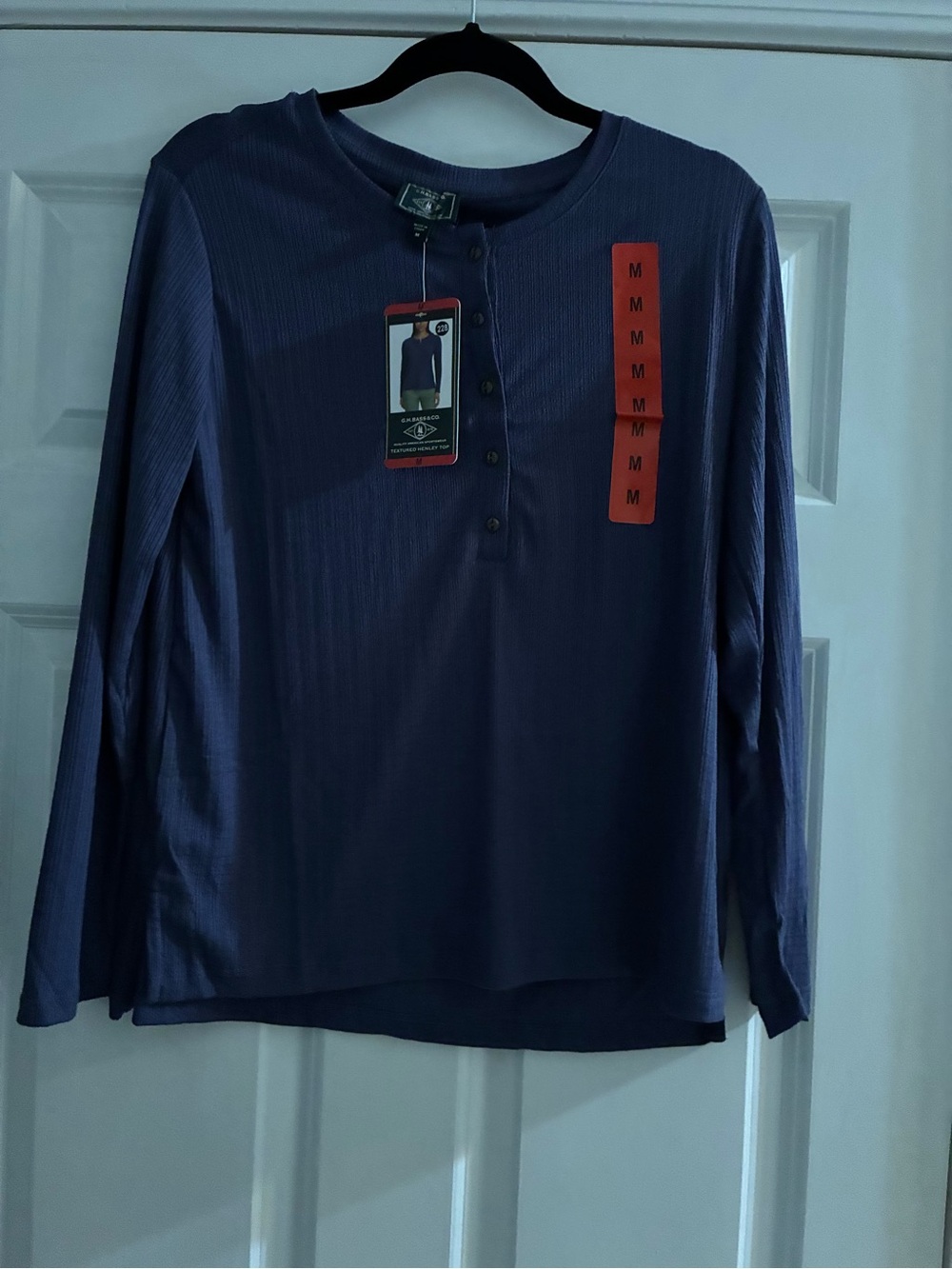 G.H. Bass & Co. Long Sleeve Henley Tee in Navy